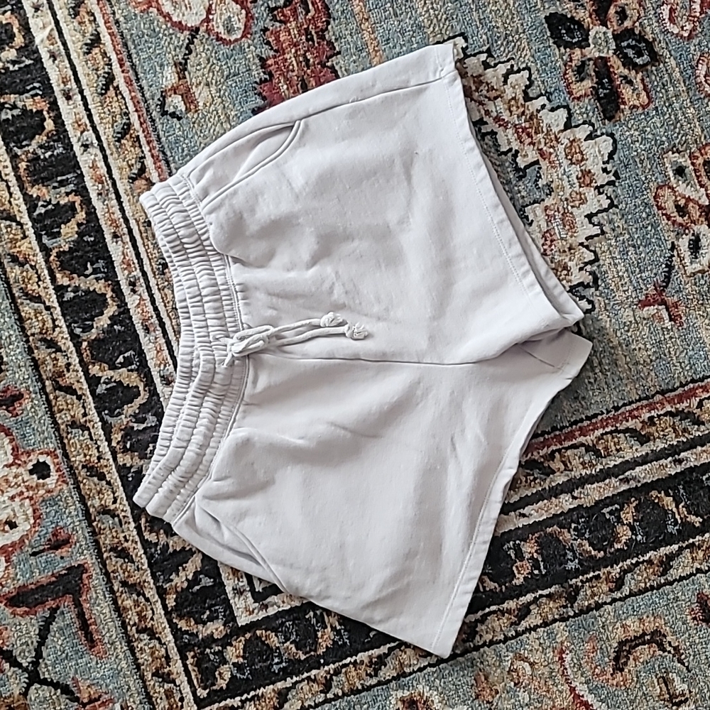 Slouchy shorts